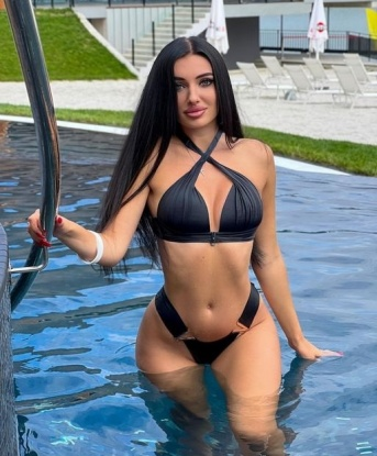 Полина, 28 лет, 2 размер груди